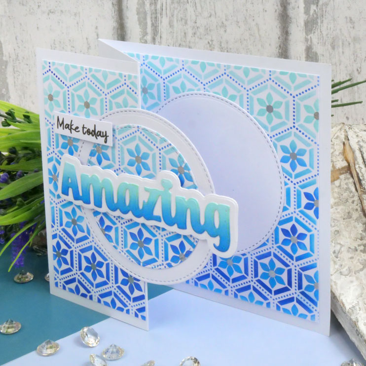 Pour l'amour des masques - Carrelage floral en nid d'abeille en couches-19