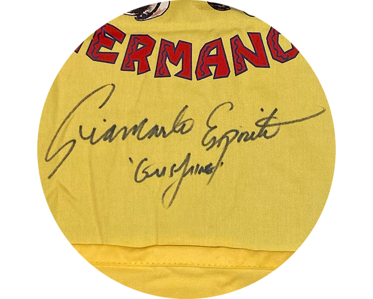 Delantal de Los Pollos Hermanos de Breaking Bad autografiado por Giancarlo Esposito con la inscripción "Gus Fring"-2