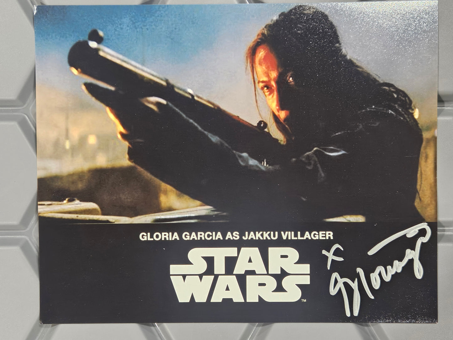 Star Wars – The Force Awakens Autographed 10x8 Photo | Signed by Gloria Garcia (Jakku Defender)