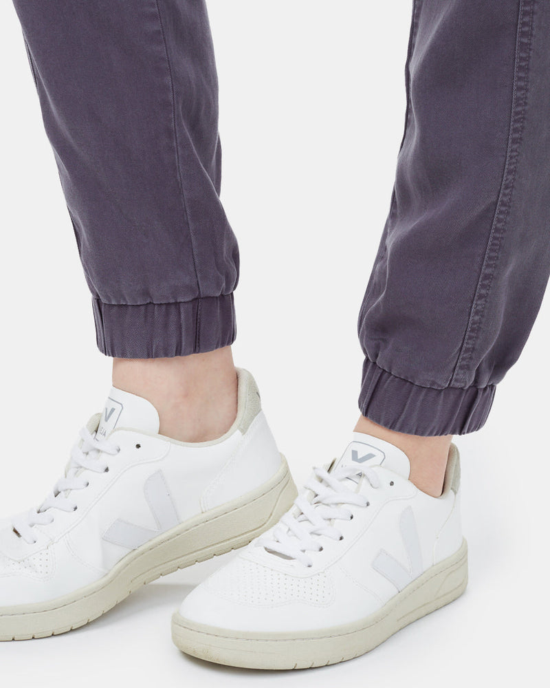 Colwood Jogger-6
