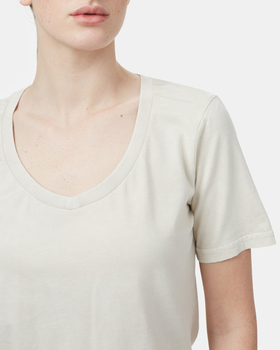 Natural Dye V-Neck T-Shirt-4
