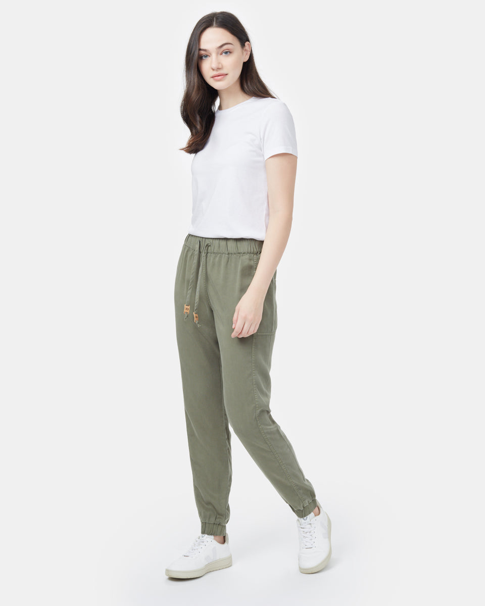 Colwood Jogger-1