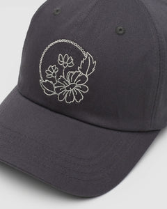 Daisy Embroidery Peak Hat-2