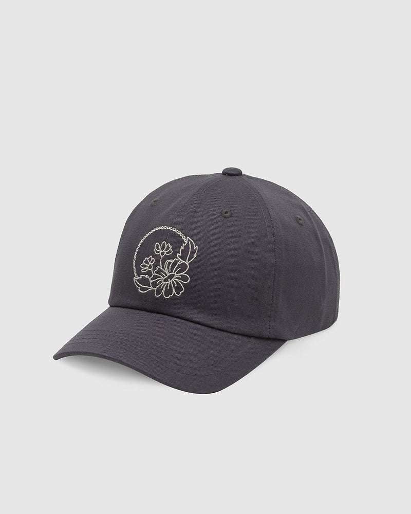 Daisy Embroidery Peak Hat-1