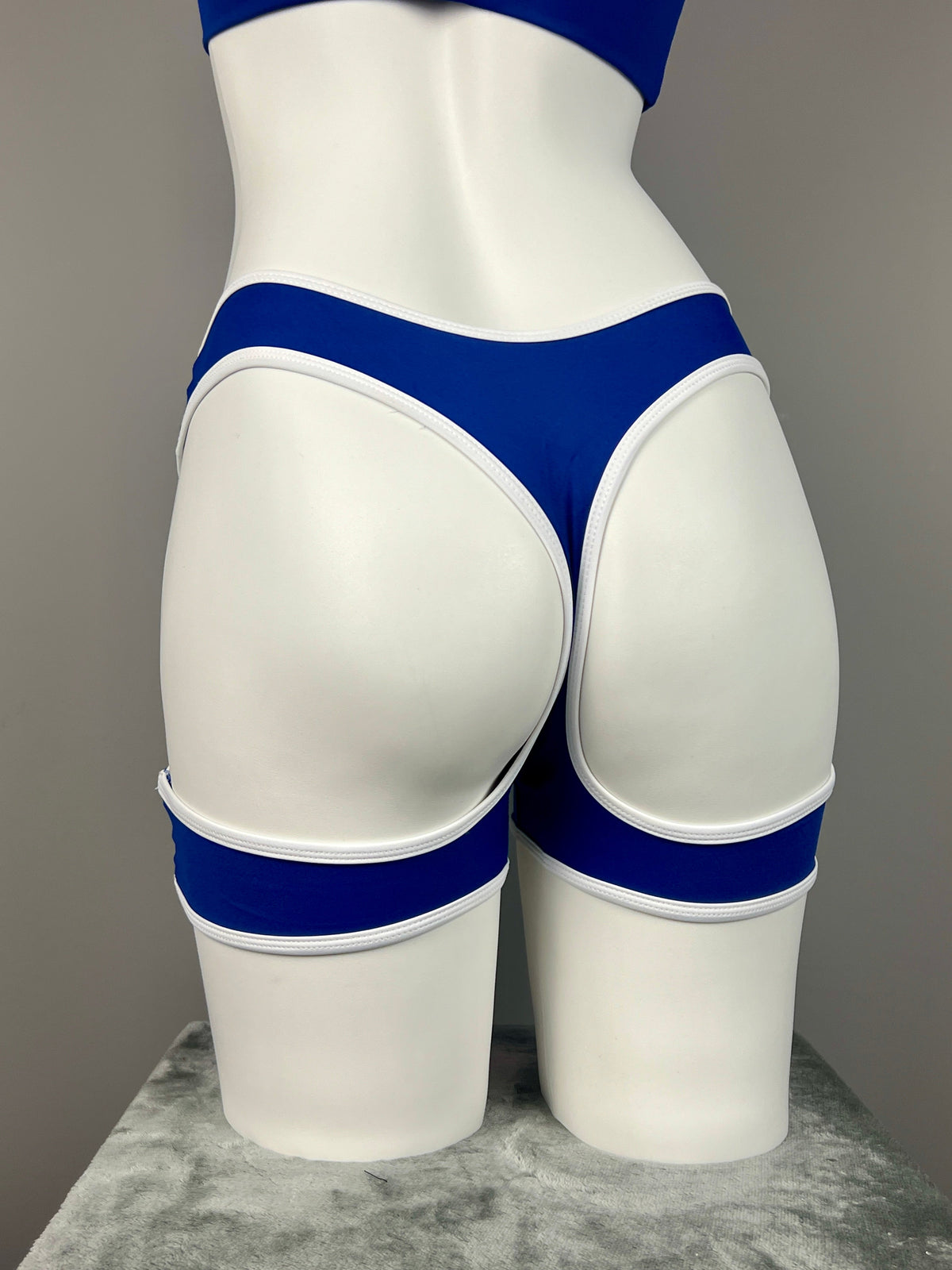 Anime Style 3-Piece Short Gymnastics Uniform Sports Tank Top with Sexy Cutout Shorts-10