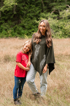 LITTLE JELLYFISH - Kids Organic Cotton Tee - Cardinal Red-3