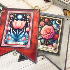 The Little Book of Floral Tarot-4