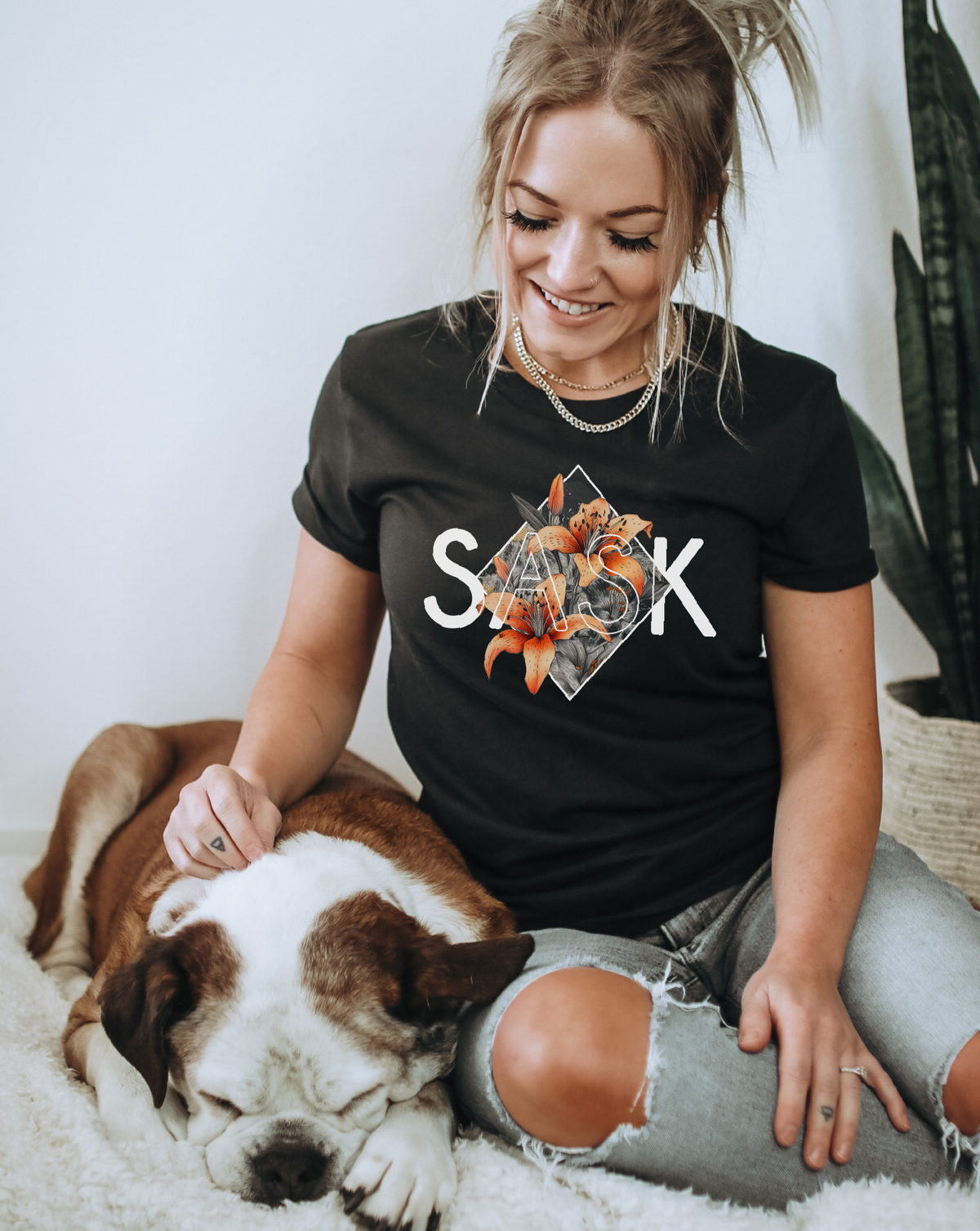 SASK Diamond Unisex T-shirt | Saskatchewan Clothing-3