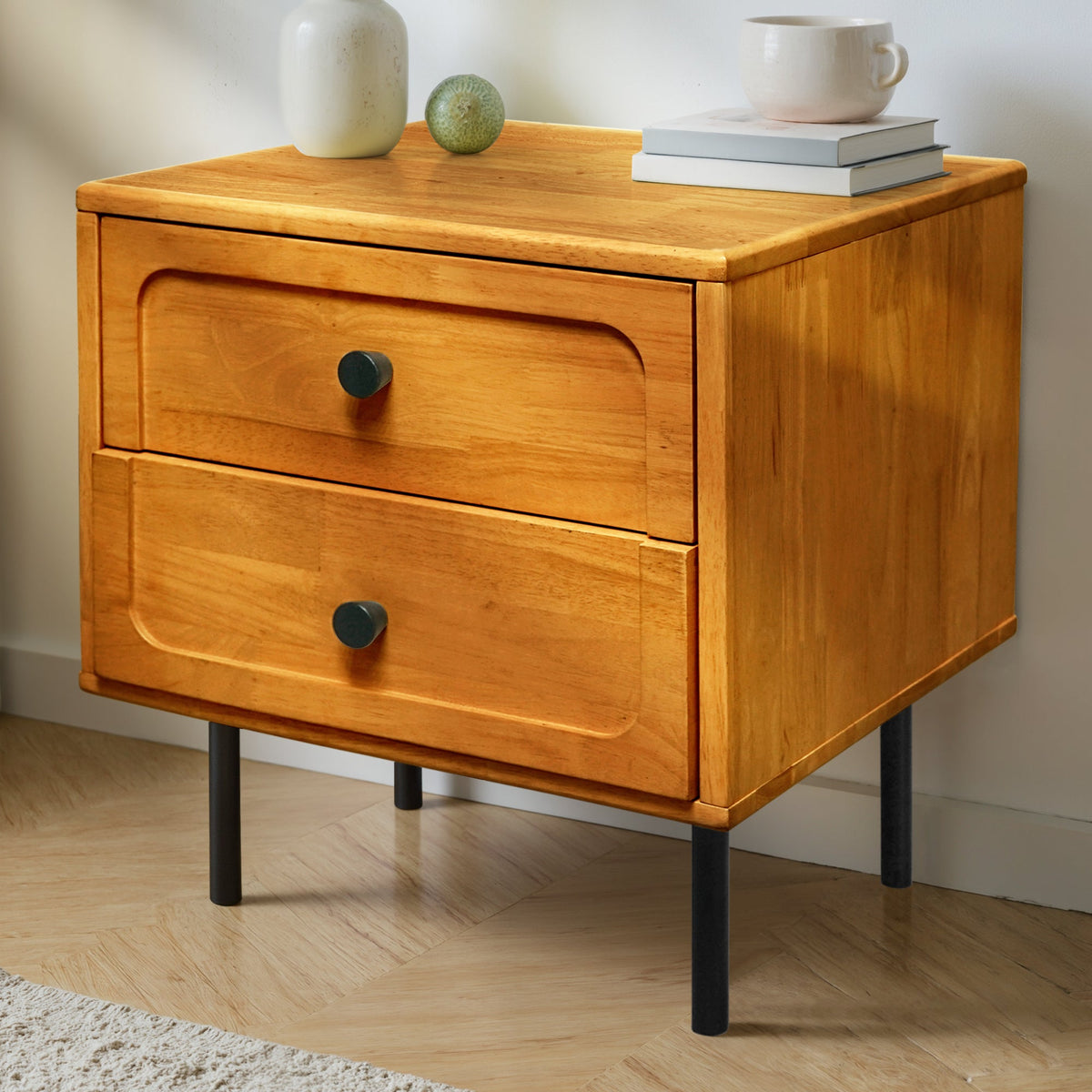 Mesa de noche Savana de madera maciza con dos cajones-22