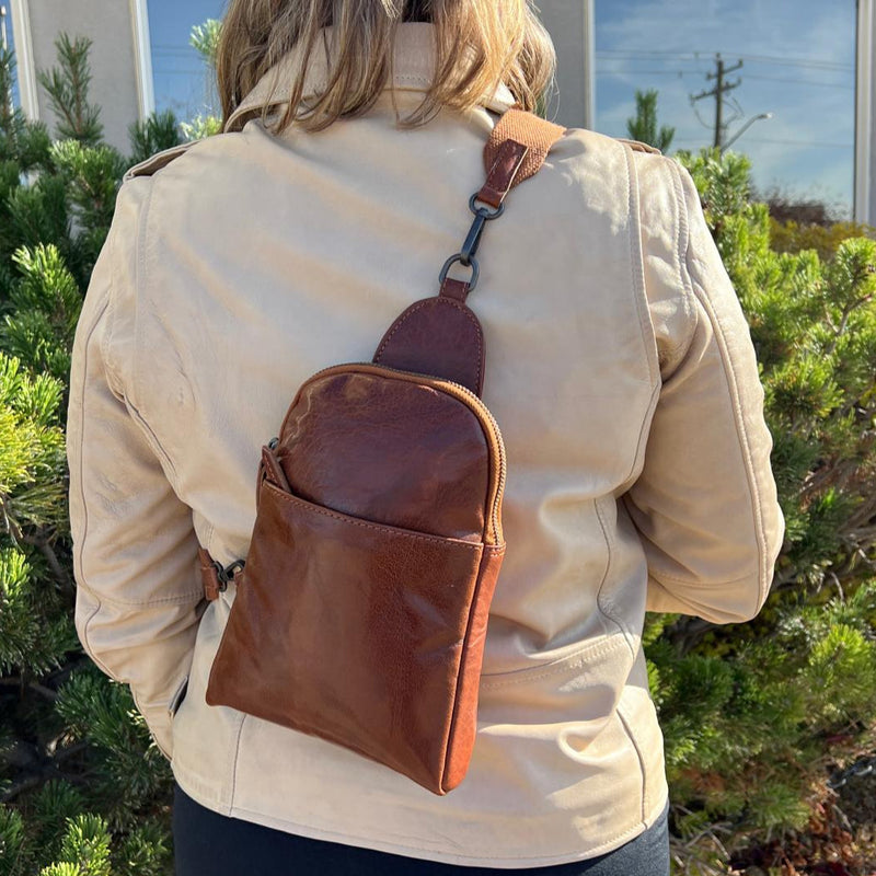 MET Andora Leather Chest Front Bag & Backpack-5