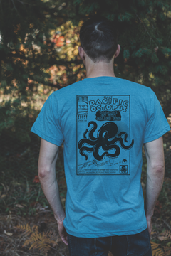 GIANT PACIFIC OCTOPUS - Unisex Eco Tee-1