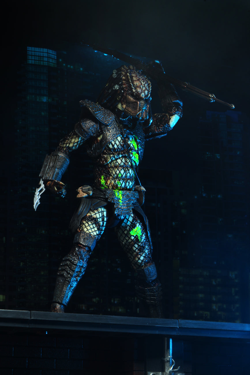 Neca - Predator 2 Ultimate Battle-Damaged City Hunter-3