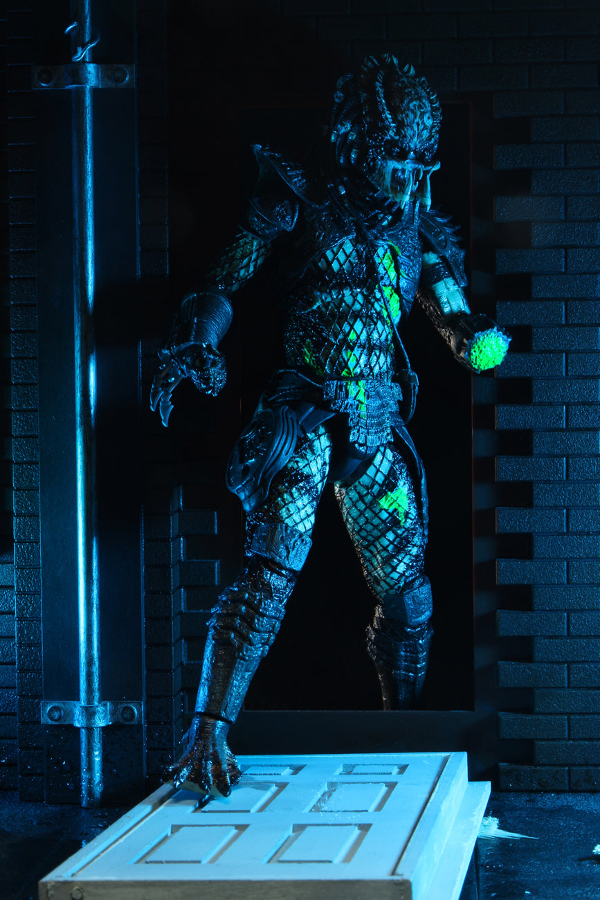 Neca - Predator 2 Ultimate Battle-Damaged City Hunter-11