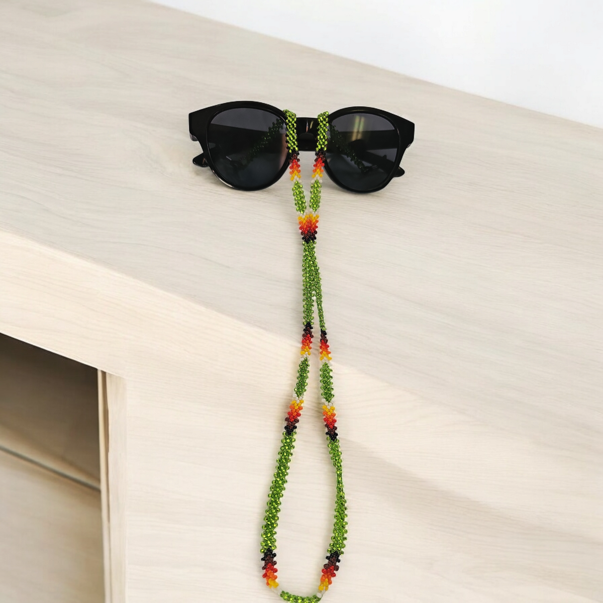 Artisan Handwoven Glasses Chain (Green)-3