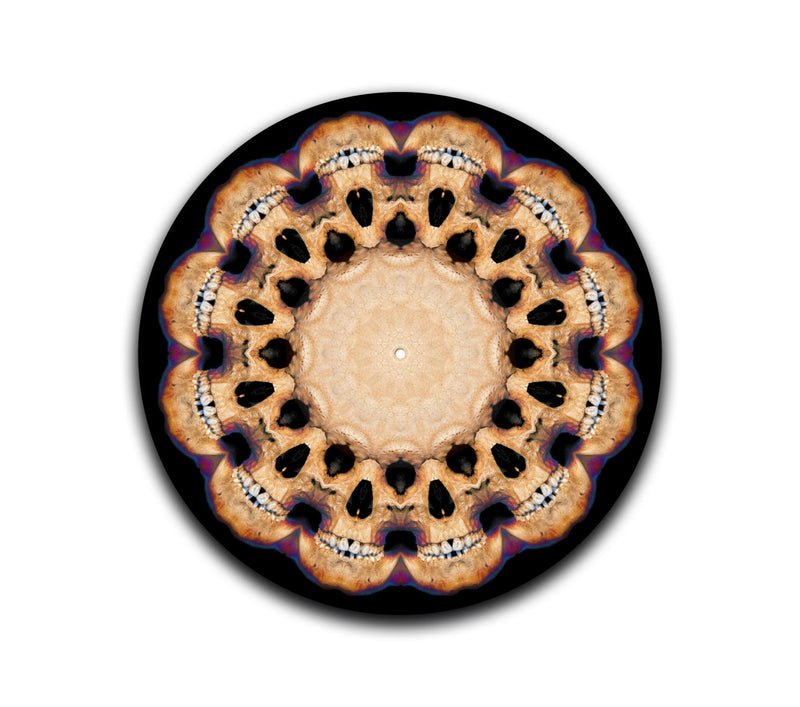 Skulleidoscope Slipmat-1