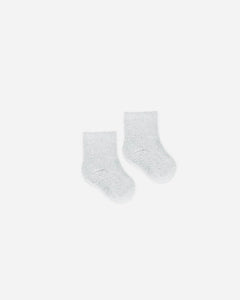 Fuzzy Socks | Fog | Quincy Mae-1