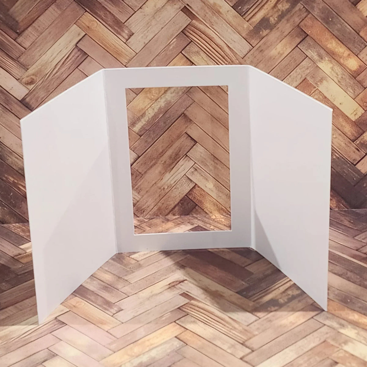 Rectangle Window Tri Fold White Card Bases - 105 x 148mm - 10 pieces 34593-3