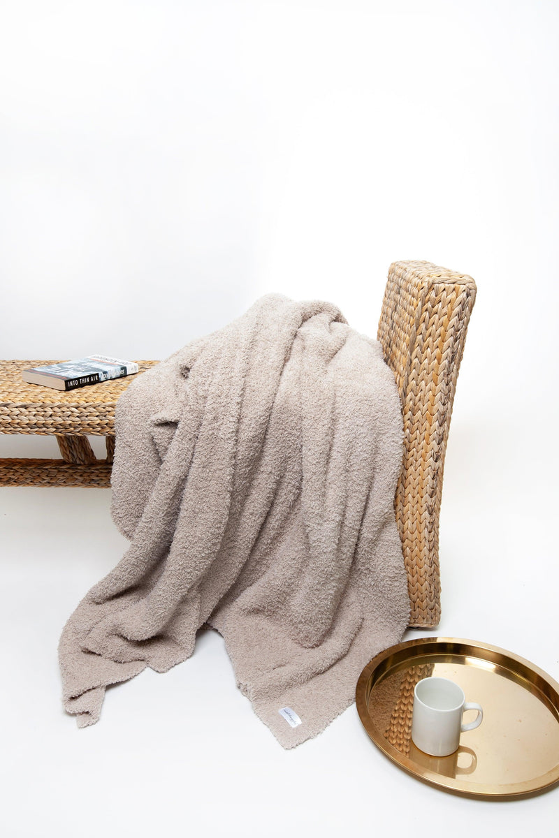 Rainy Day Solid Double Layered Print Extended Throw-1