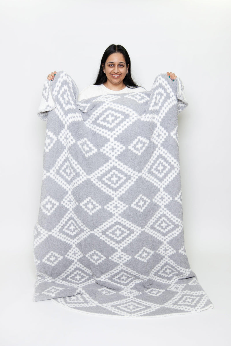 Grey & White Diamond Mosaic Print Extended Throw-3