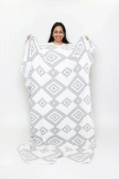 Grey & White Diamond Mosaic Print Extended Throw-4