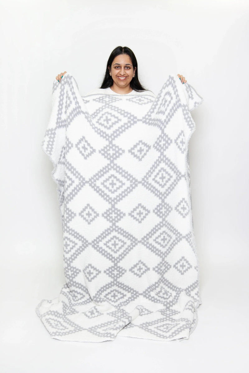 Grey & White Diamond Mosaic Print Extended Throw-4