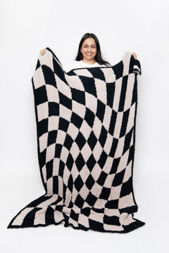 Tap Shoe & Rainy Day Wavy Checker Print Extended Throw-8