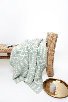 Desert Sage & White Diamond Point Print Extended Throw-1