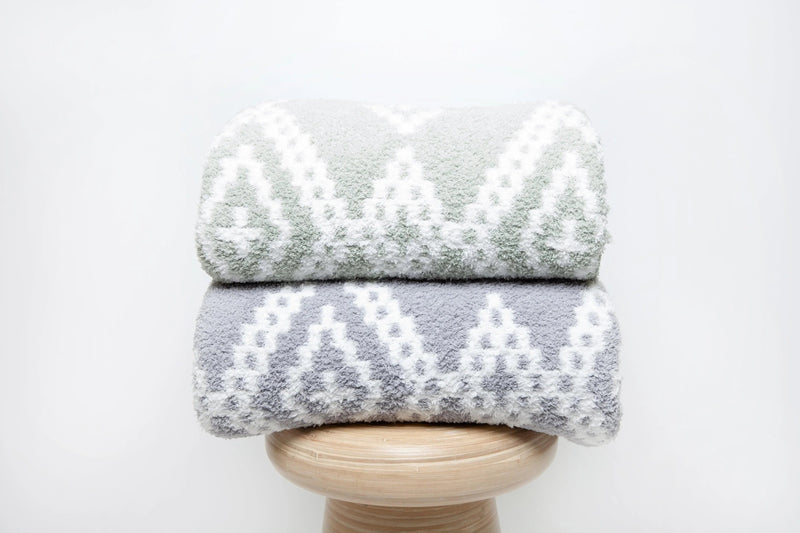 Grey & White Diamond Mosaic Print Extended Throw-2