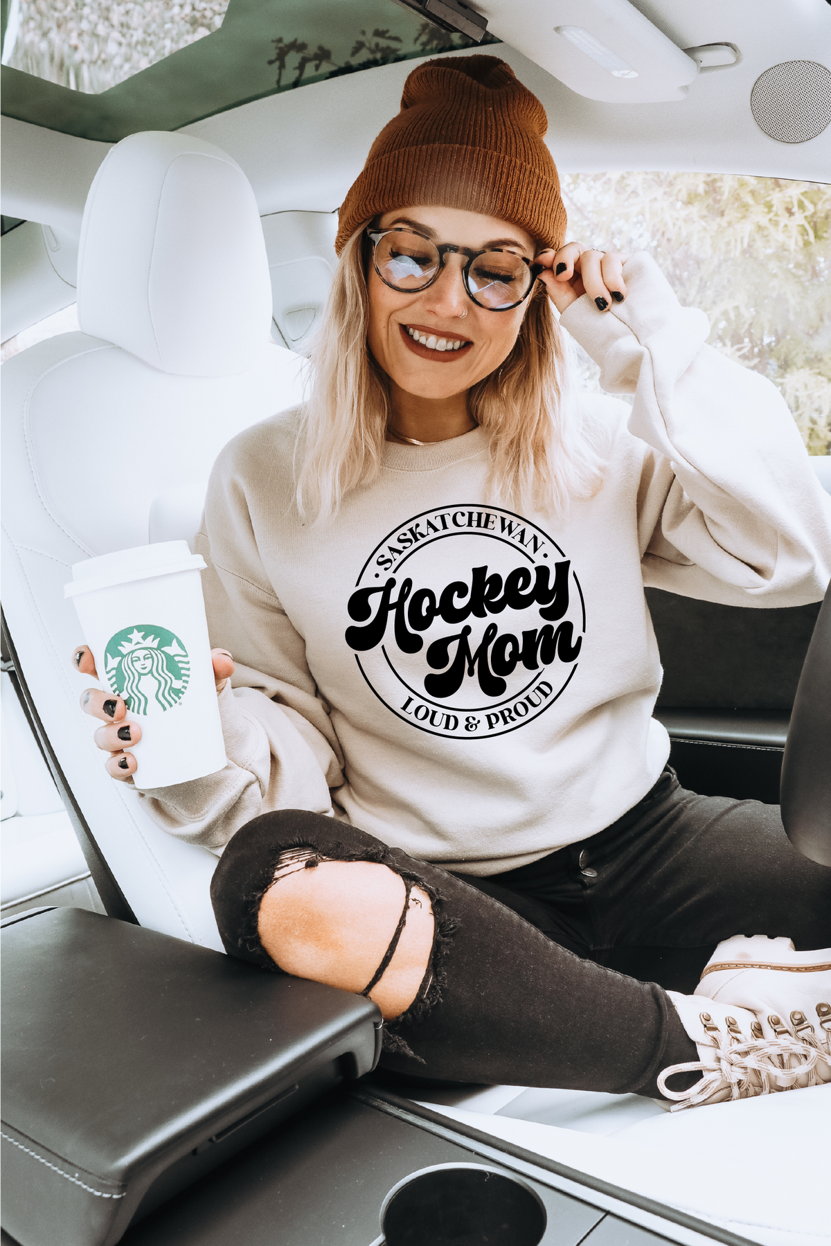 Saskatchewan Hockey Mom - Loud & Proud Unisex Crewneck-1
