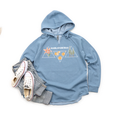Saskatchewan Triangle Premium Women's Bunnyhug | Saskatchewan Clothing-2