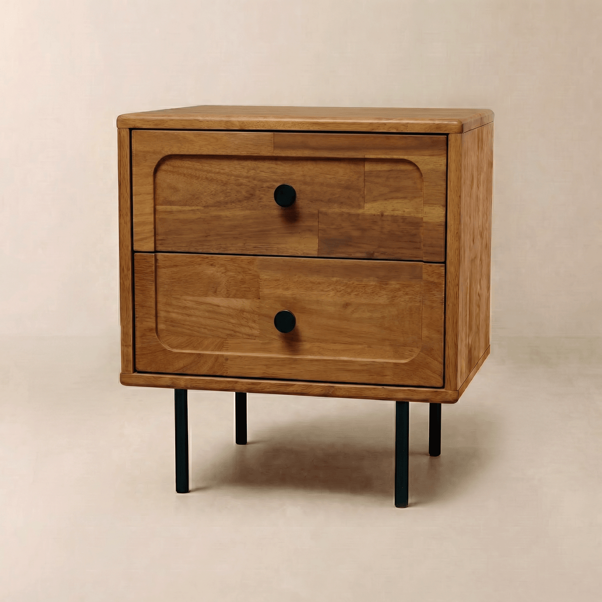 Mesa de noche Savana de madera maciza con dos cajones
