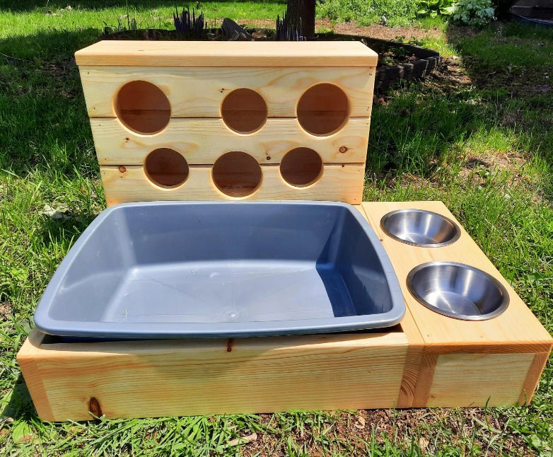 Six Hole Rabbit Hay Feeder & Litter Pan Combo-1