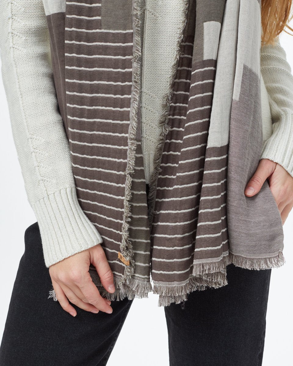 Organic Cotton Peaks Blanket Scarf-2