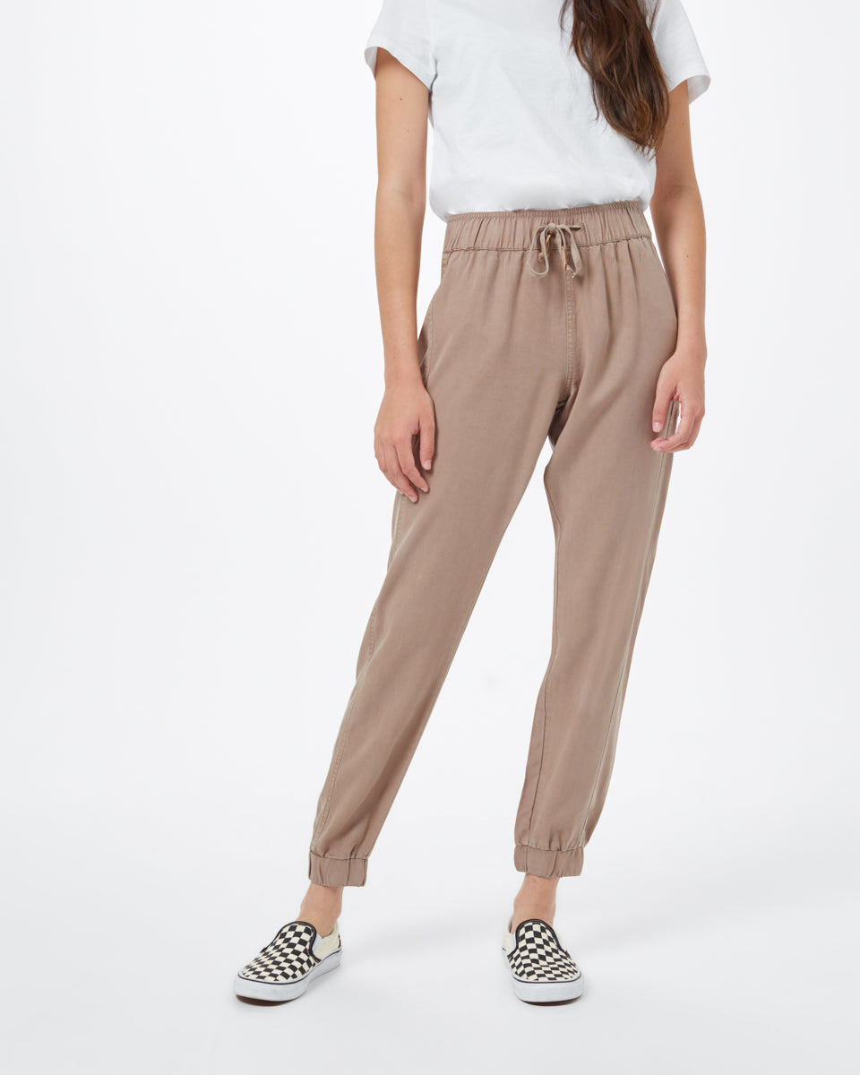 Colwood Jogger-1