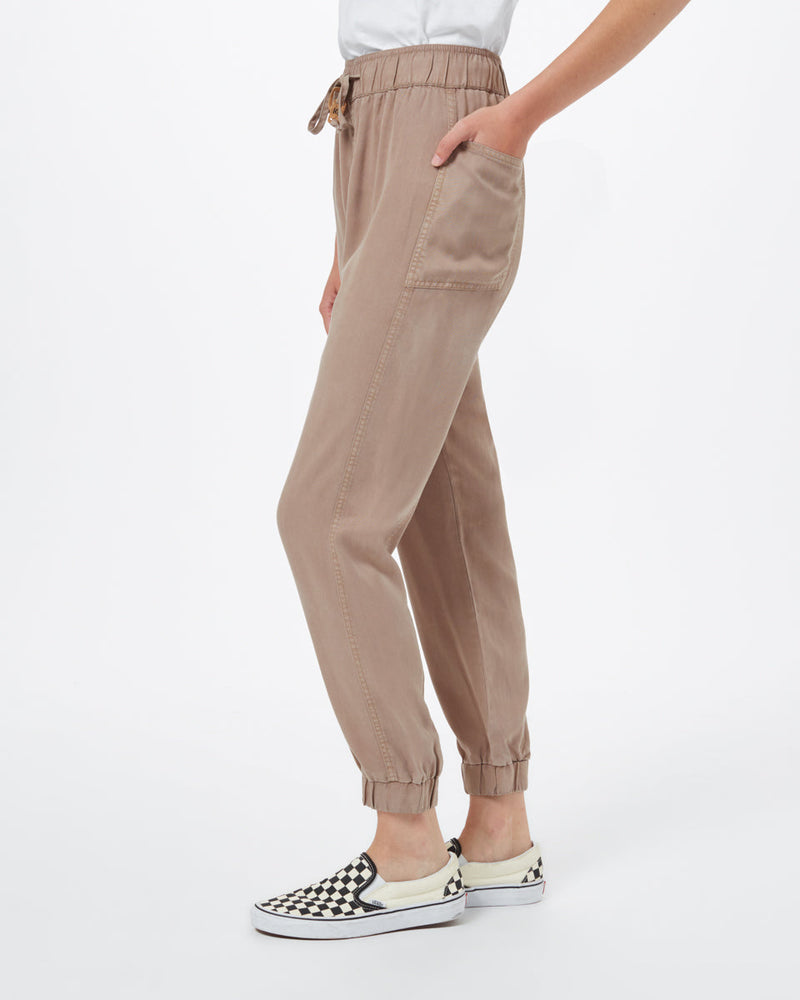 Colwood Jogger-2