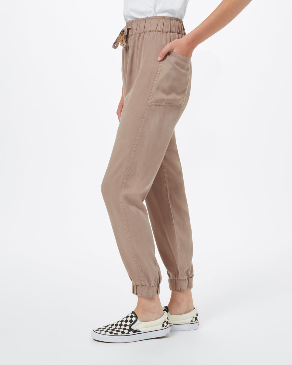 Colwood Jogger-2