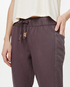 Colwood Jogger-4