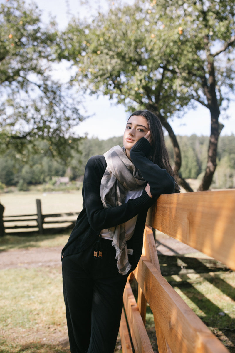 Cotton Geo Blanket Scarf-1