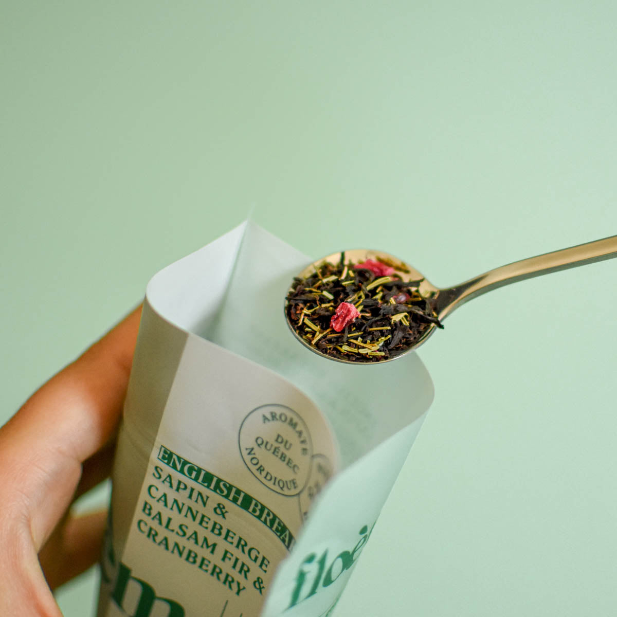 Loose Leaf Tea - English Breakfast Black Tea, Balsam Fir & Cranberry-2