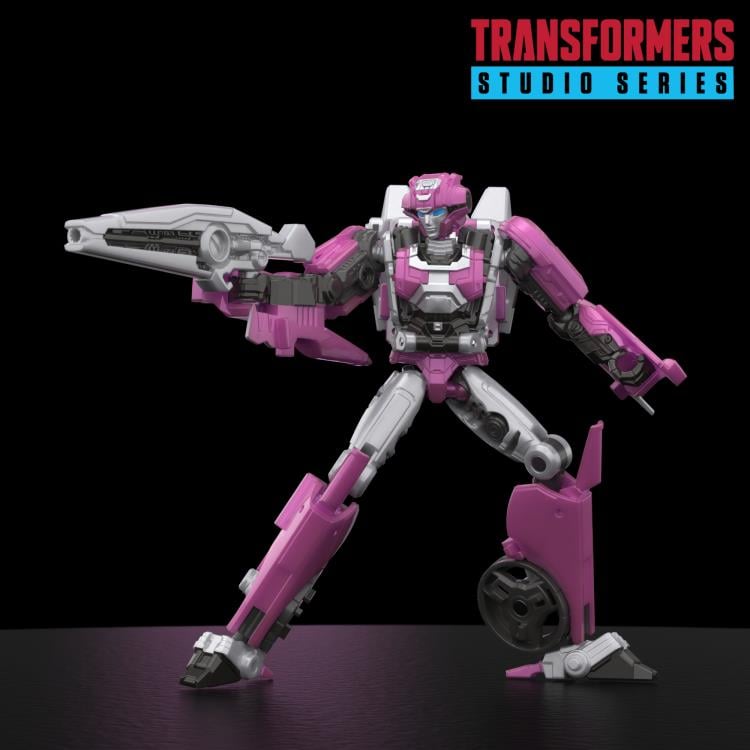 Transformers: One Studio Series Deluxe Class Elita-1-3