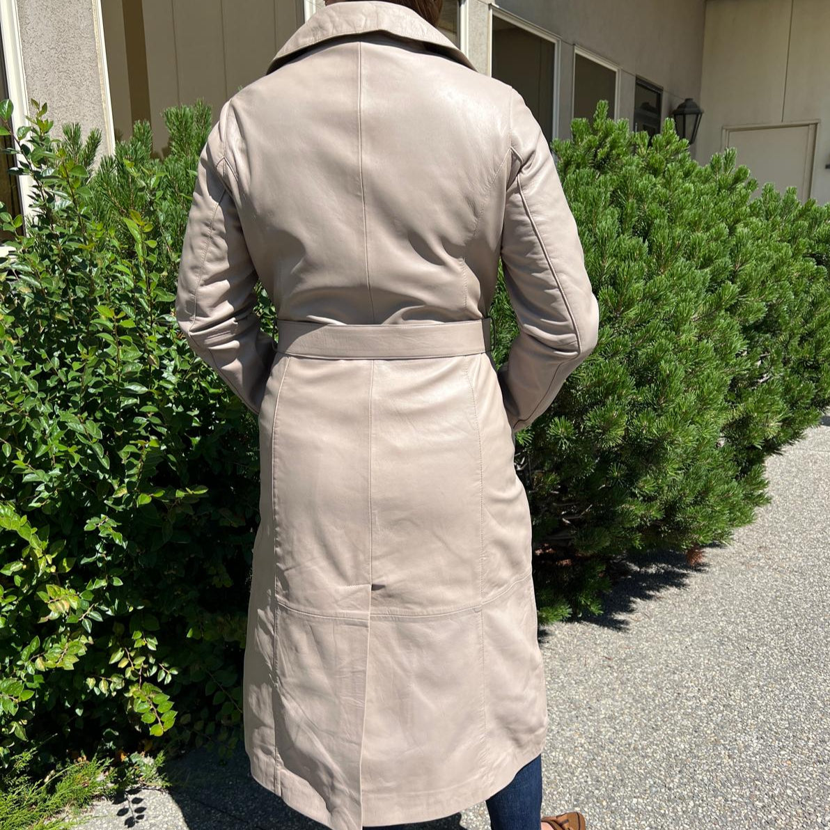 Women's Classic Leather Trench Coat. Double-Breasted Button Closure with Adjustable Belt-8
