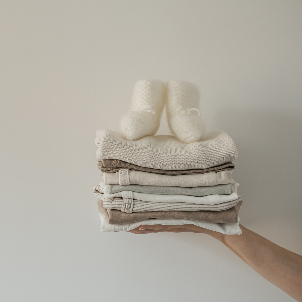 The Heirloom Baby Gift Box-1