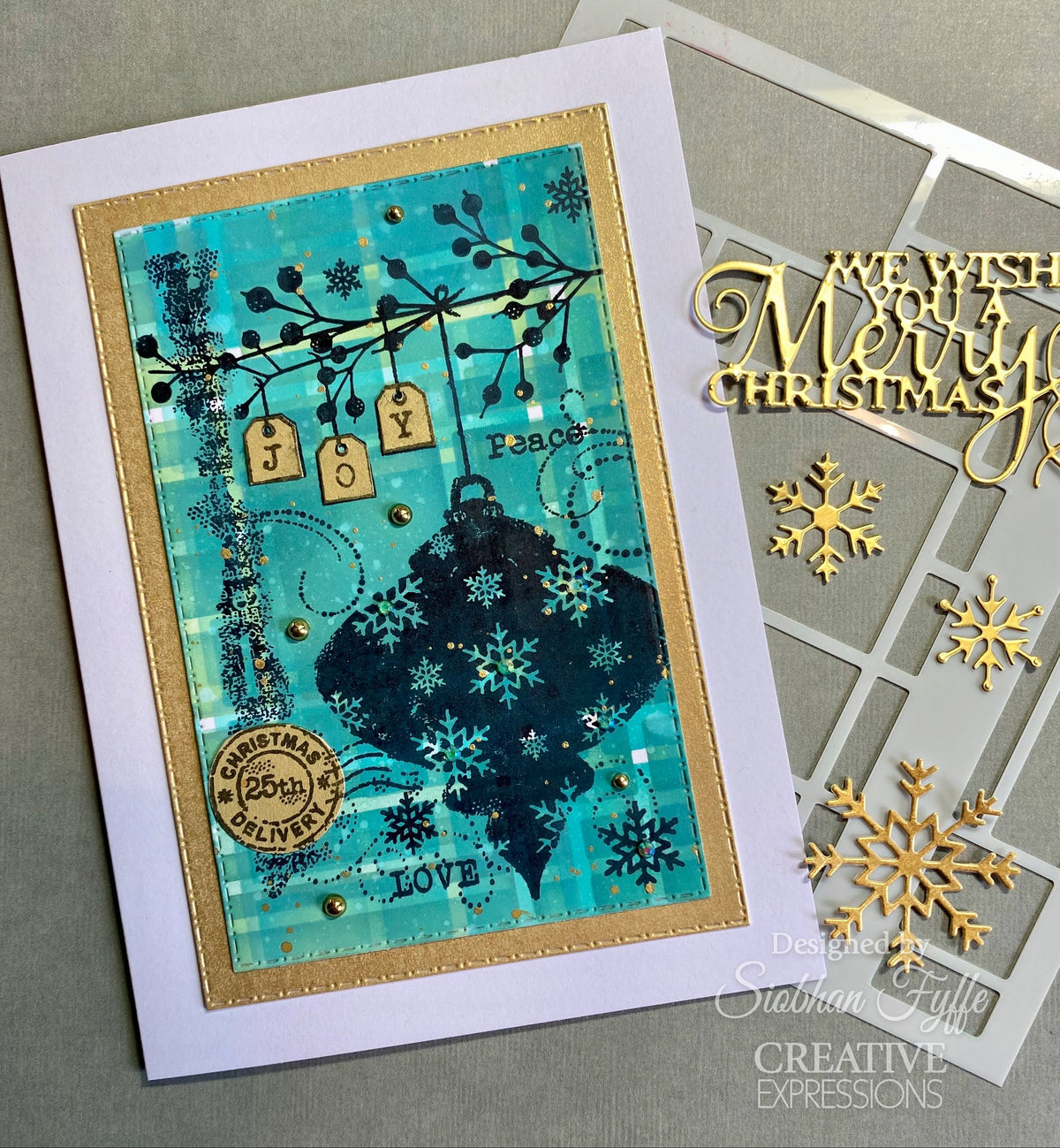 Woodware Clear Singles Winter Bauble 4 in x 6 in Stamp Set-3