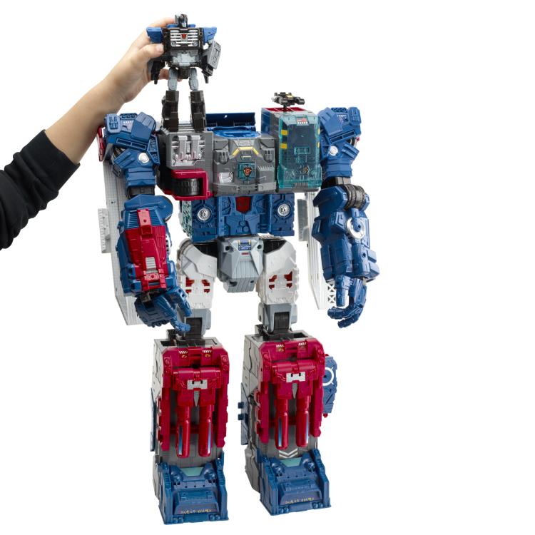Transformers Generations Titans Return Fortress Maximus-9