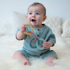 Itzy Ritzy Canada - Bitzy Bespoke Itzy Rings™ Linking Ring Set: Rainbow - Ages 0+-4