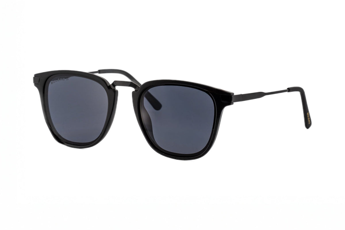 Boléro Maven — Matte Black Square Keyhole Sunglasses-1