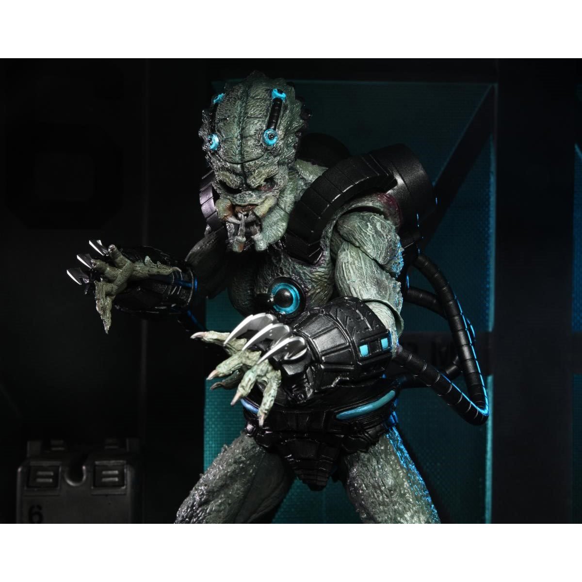 Predator - Concrete Jungle Ultimate Stone Heart-7