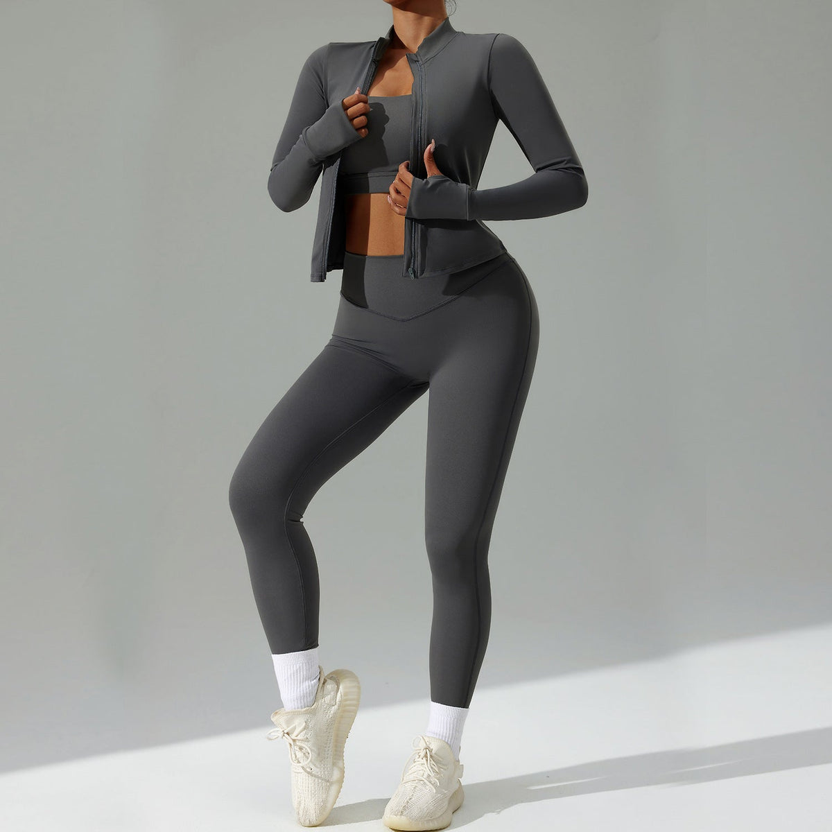 Three-Piece Running & Workout Set – Quick-Dry Sportswear with Cardigan-10