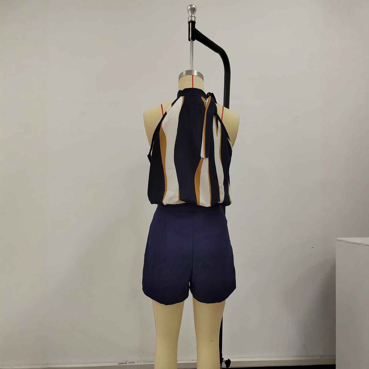Solid-Color Elegant Double-Breasted Blazer And Shorts Set-4
