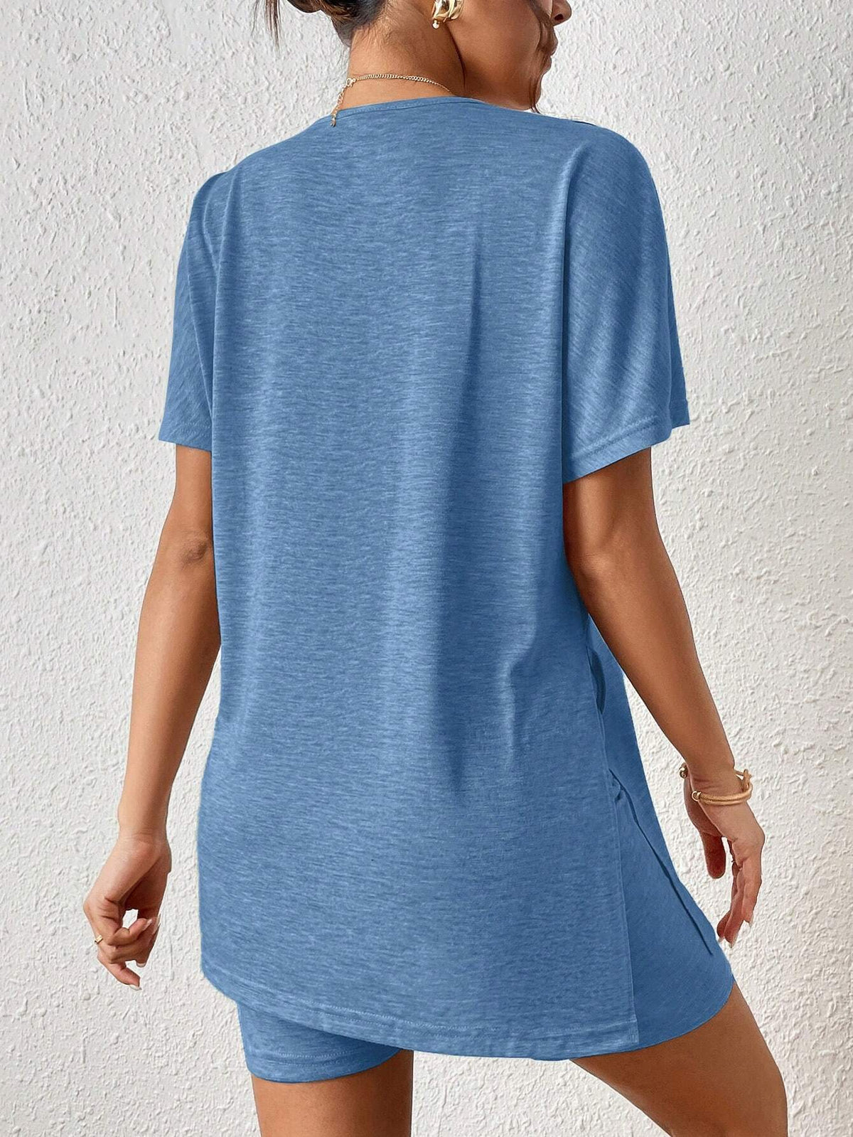 Women's Casual Solid Color Batwing Sleeve Tunic Top & Shorts Two-Piece Set-8